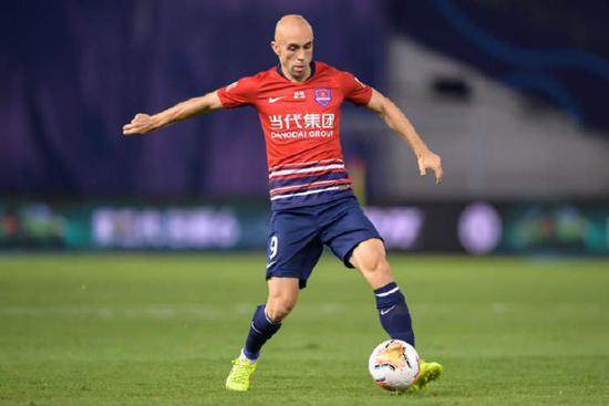 星空体育在线直播-沪媒：申花第3名新外援浮出水面 或与重庆人员交换
